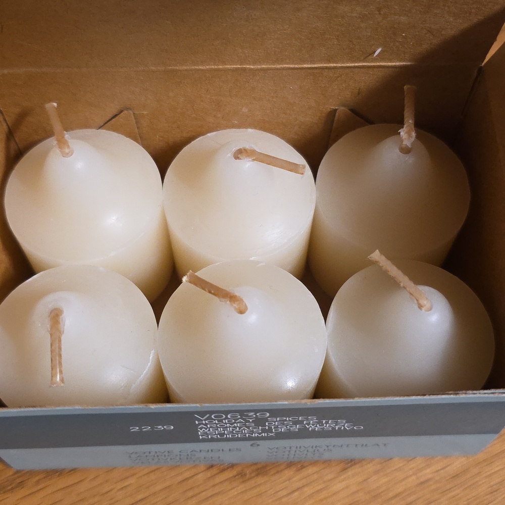 PartyLite Holiday Spices Votive Candle Pack